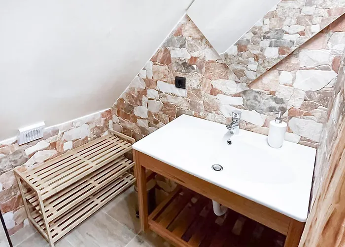 Holiday home Gorgeous In With Sauna Trsce