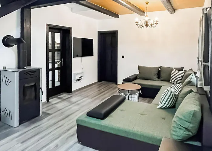 Holiday home Gorgeous In With Sauna Trsce